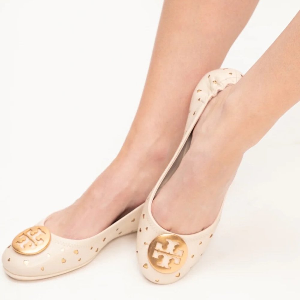 TORY BURCH MINNIE HEART CUTOUT LEATHER BALLET FLATS SZ 6.5 CREAM GOLD